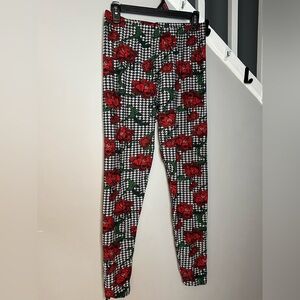 157: PreLoved Red Floral Houndstooth Women's Leggings      Size: Plus Size
